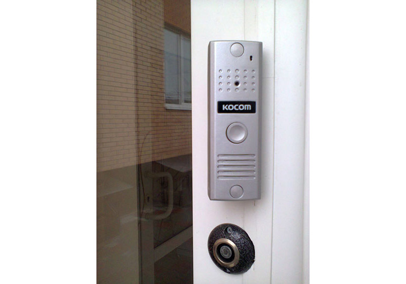 Монтаж вызавной панели и считывателя